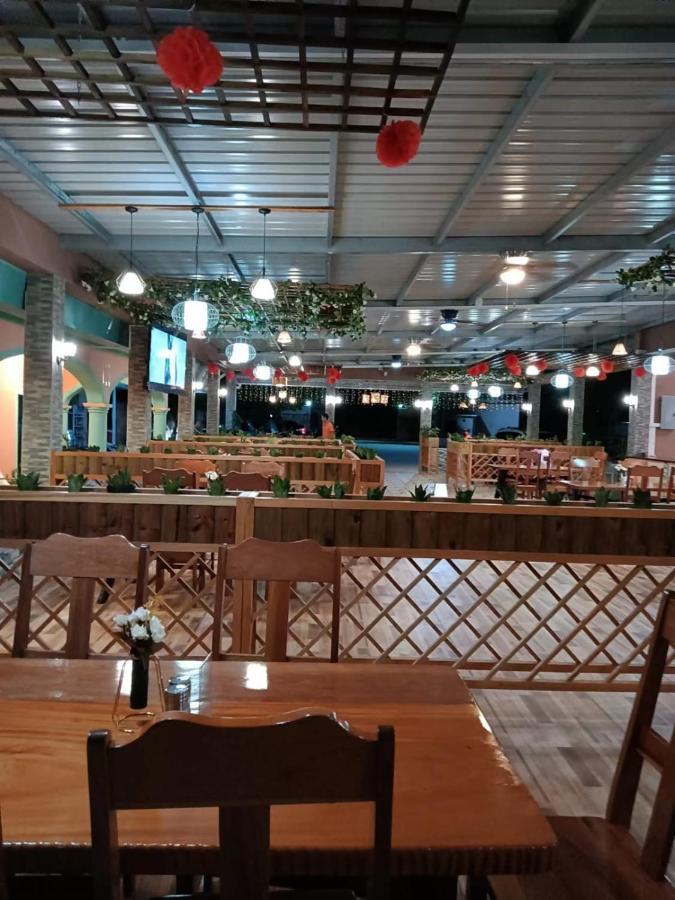 Sunshine View Hotel And Restaurant Corozal Εξωτερικό φωτογραφία