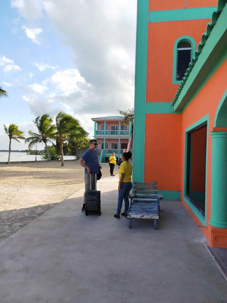 Sunshine View Hotel And Restaurant Corozal Εξωτερικό φωτογραφία