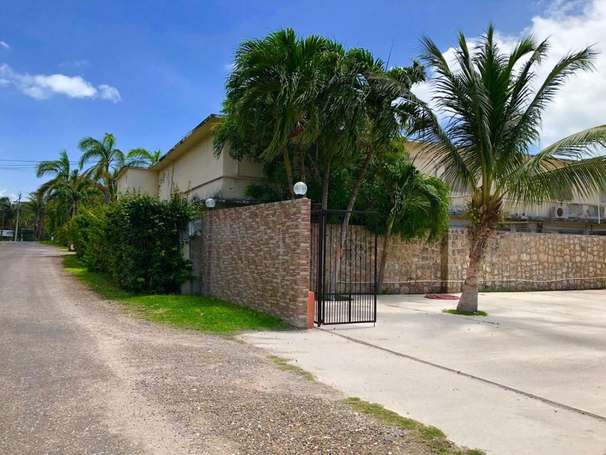 Sunshine View Hotel And Restaurant Corozal Εξωτερικό φωτογραφία